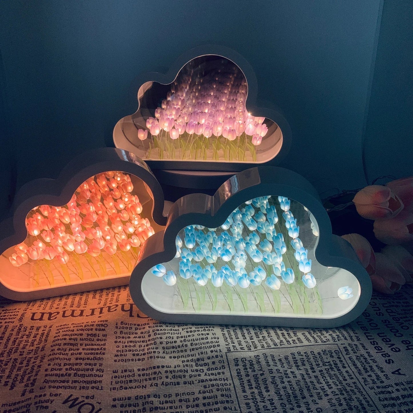 InfinityTulip™ Cloud Lamp