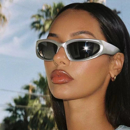 Chic Wraparound Women Sunglasses