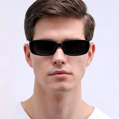 Chic Black Retro Sunglasses