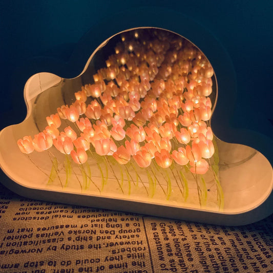 InfinityTulip™ Cloud Lamp